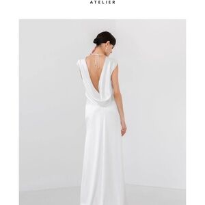 Wedding dress Timeea by Divine Atelier.